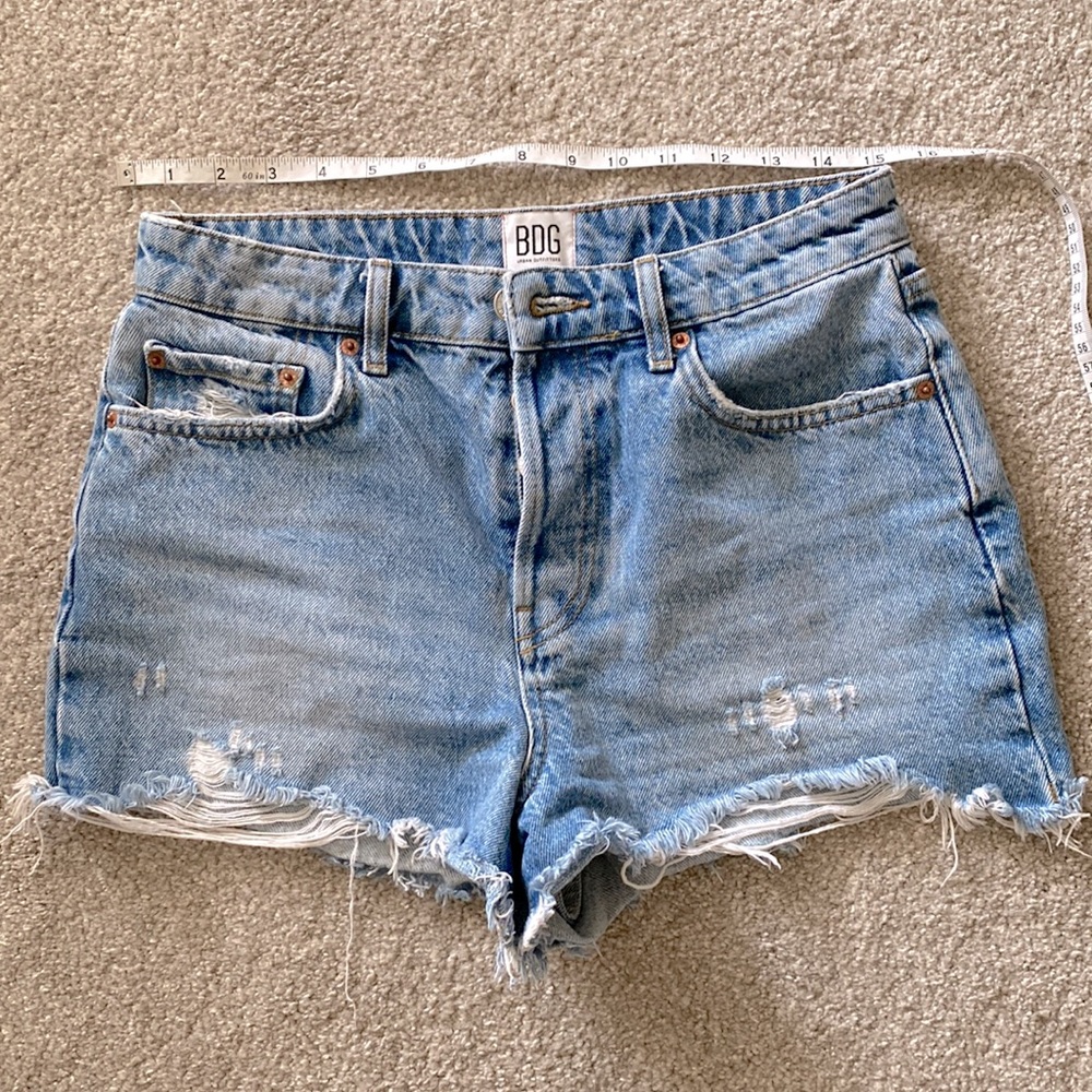 URBAN OUTFITTERS BDG Jean Shorts